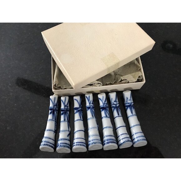 Vintage Set Of 7 Porcelain Chopstick Holders Hashi-oki White & Blue Textured - Picture 1 of 9